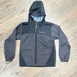 Columbia Two-Tone Hooded Rain Jacket (Youth Small) Like NEW (never worn)